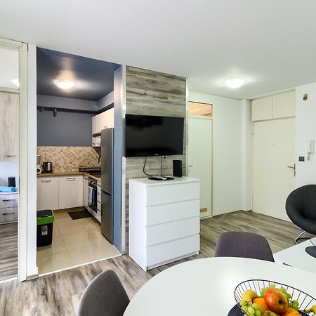 Apartment Lungomare Pula Dış mekan fotoğraf